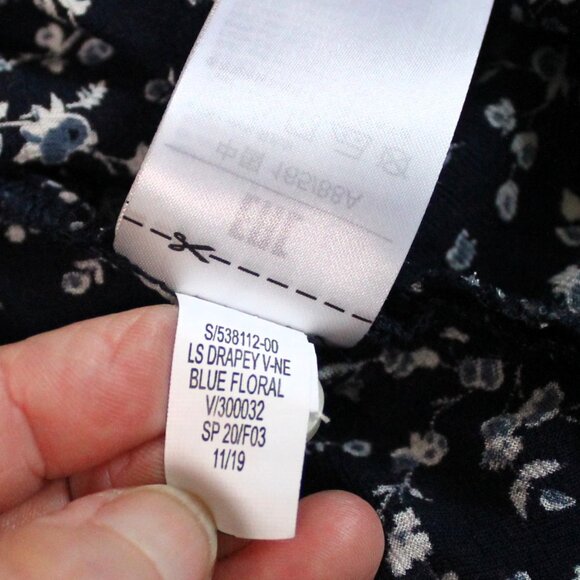 Gap Navy Blue Floral Blouse, Small - Picture 10 of 11